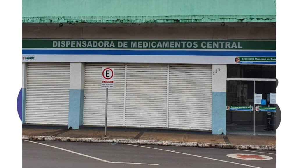 Atendimento da farmácia municipal de Assis é transferido para nova unidade com mais estrutura e conforto. Veja o novo endereço e o que muda.