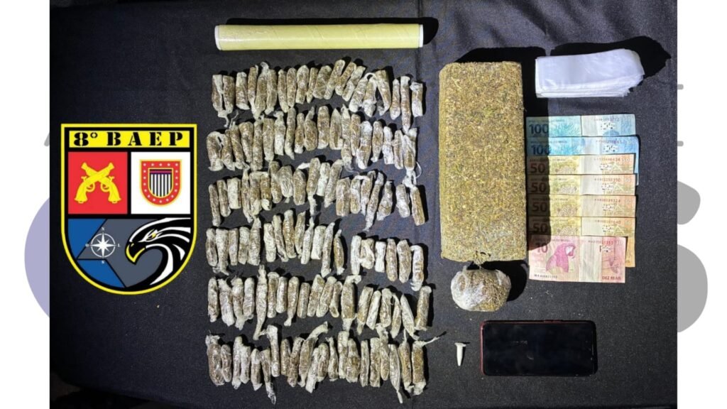 BAEP prende dois homens por tráfico em Cândido Mota. Apreensão inclui maconha, cocaína, dinheiro e itens usados na venda. Caso foi registrado na CPJ de Assis.