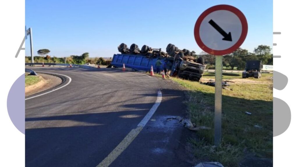 Caminhoneiro de Florínea fica ferido após tombar caminhão na SP-270 em Assis. Acidente foi nesta terça (8), e vítima foi levada ao Hospital Regional.