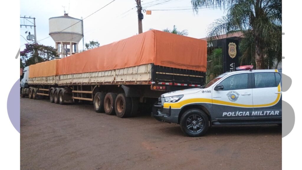 Homem é preso por furto de carga e placas adulteradas em Palmital. Caminhão com 49,4 toneladas de soja foi apreendido durante Operação Impacto.