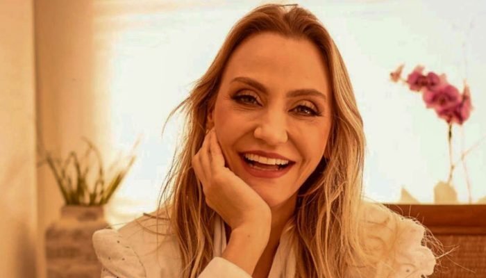 #07-03-dia-da-mulher-autocuidado-pele-saude-dermatologista-assis