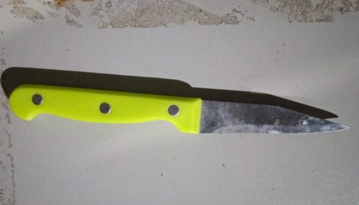 #08-04-filha-presa-faca-descumprimento-medida-protetiva-mae-jardim-aeroporto-assis