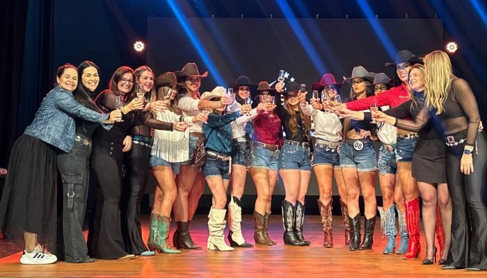 #08-10-concurso-rainha-ficar-2025-teatro-municipal-assis