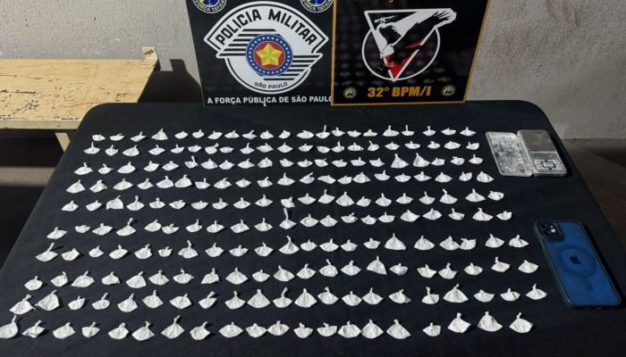 #15-04-pm-monitora-ponto-trafico-prende-foragido-cocaina-assis