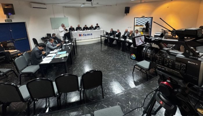 #16-12-Câmara de Assis aprova novos salários para 2029 e Orçamento de R$ 780 milhões para 2026