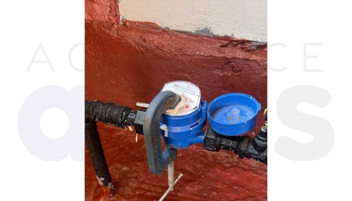 #27-03-moradora-presa-furto-agua-gato-hidrometro-frutal-do-campo