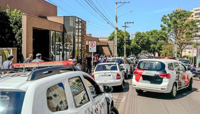 #27-09-prefeitura-assis-suspende-mutirao-visao-2025 (1)