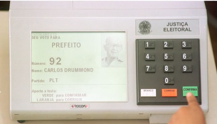 #30-01-urnas-eletronicas-justica-eleitoral-titulo-de-eleitor-assis