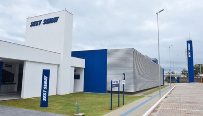 #Capa-04-10-coletiva-prefeita-telma-spera-creches-assis