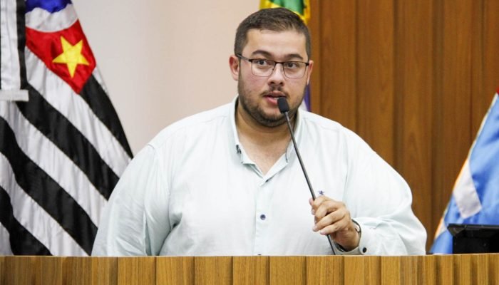 Câmara de Assis cria Frente Parlamentar para fomentar o empreendedorismo, geração de empregos e desenvolvimento econômico. Iniciativa foi aprovada por unanimidade.