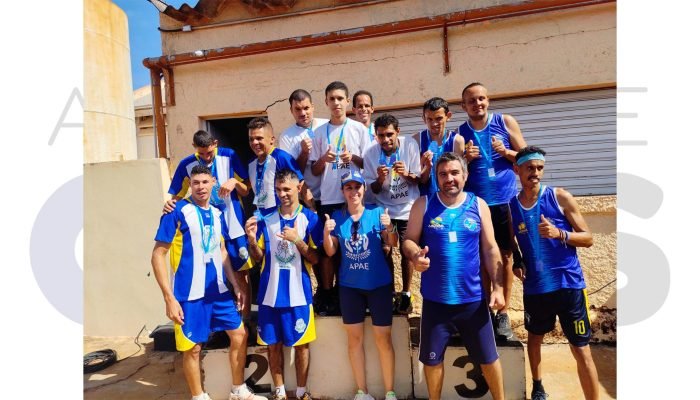 capa1-alunos-apae-vitoria-atletismo-assis