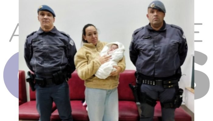 Bebê de 10 dias é salva por policiais militares em Assis após se engasgar com leite materno. Ação rápida e heroica emocionou a família e a comunidade.