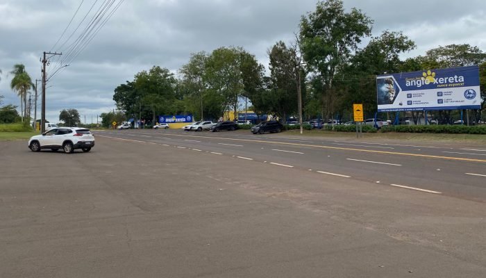 trânsito-intenso-avenuaruibarbosa-moradores-alunos-assis